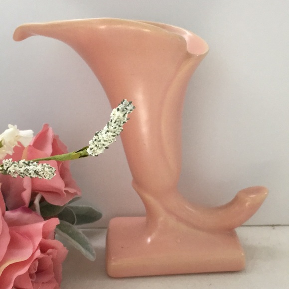 Calla lily vase - Hollywood Ware - Picture 1 of 5